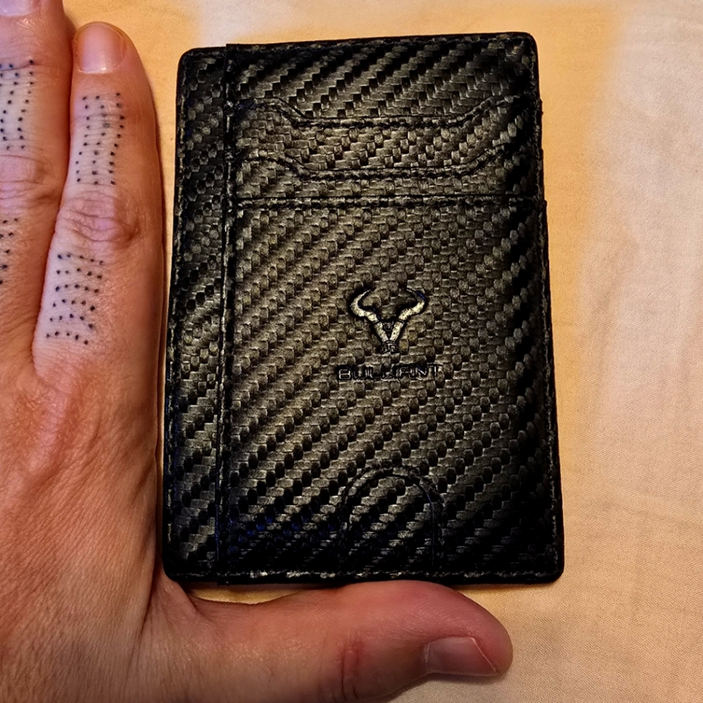 EUC Bulliant slim wallet card holder